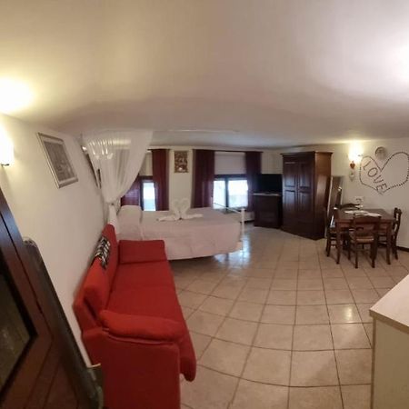 شقة Monolocale In Via Pedonale سانت فينسنت المظهر الخارجي الصورة