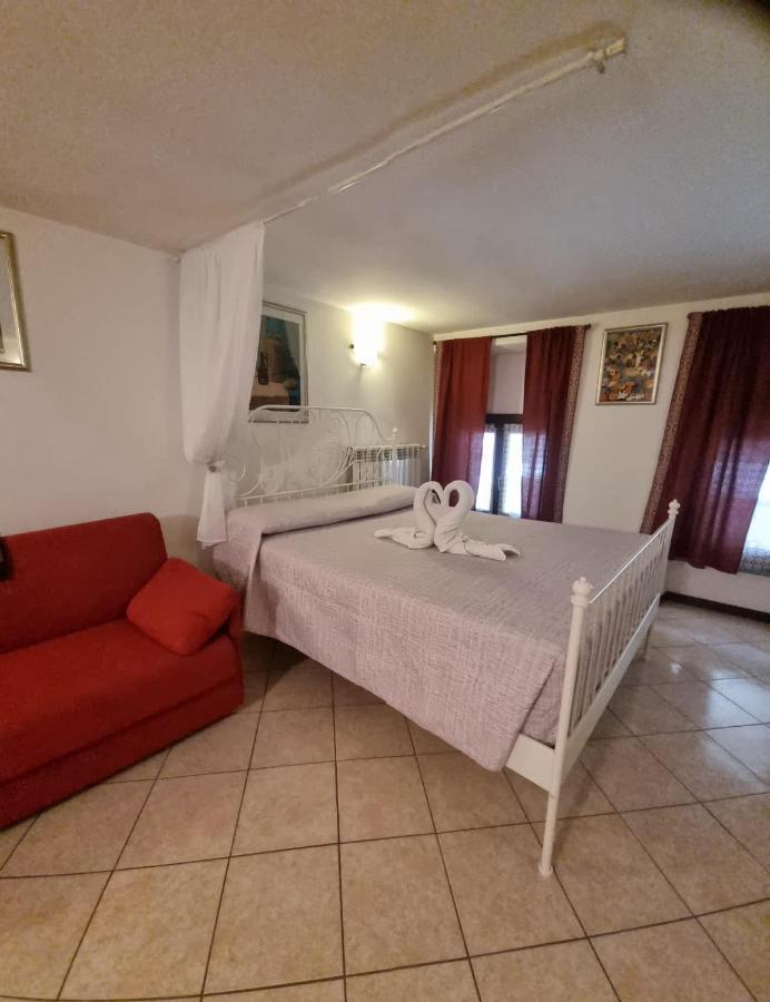شقة Monolocale In Via Pedonale سانت فينسنت المظهر الخارجي الصورة