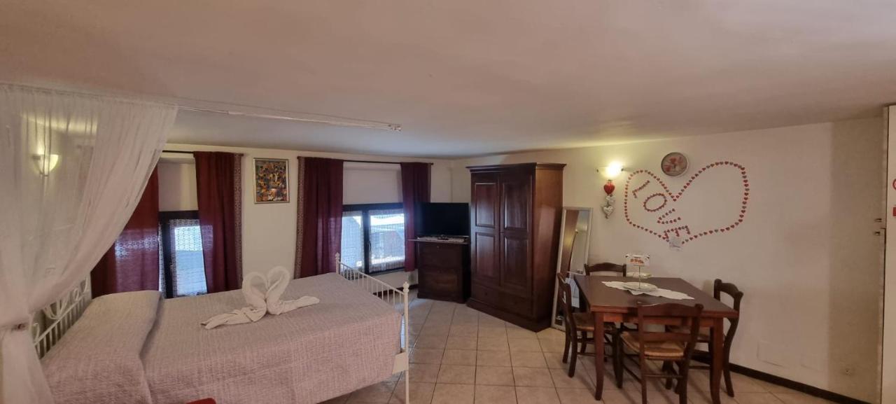 شقة Monolocale In Via Pedonale سانت فينسنت المظهر الخارجي الصورة
